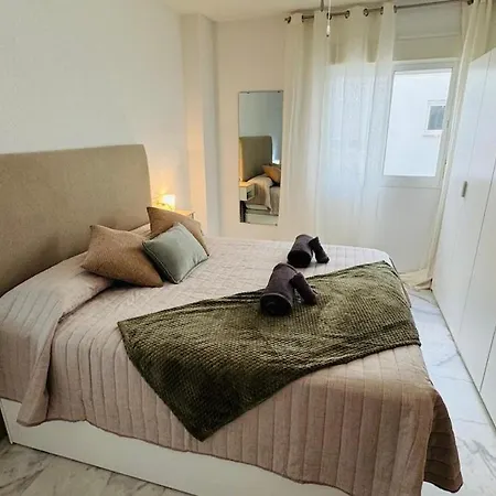Room City Estepona Los Aticos Estepona