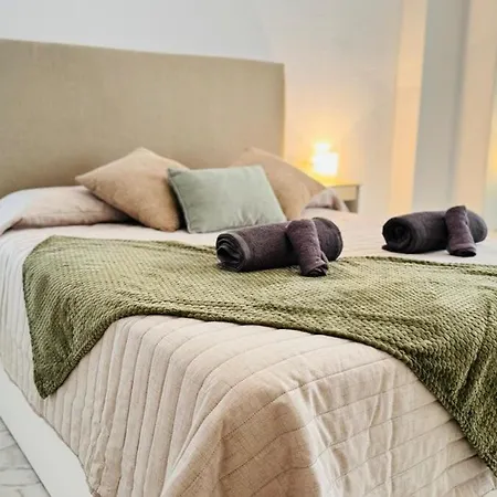 Room City Estepona Los Aticos Estepona