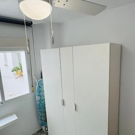 Room City Estepona Los Aticos
